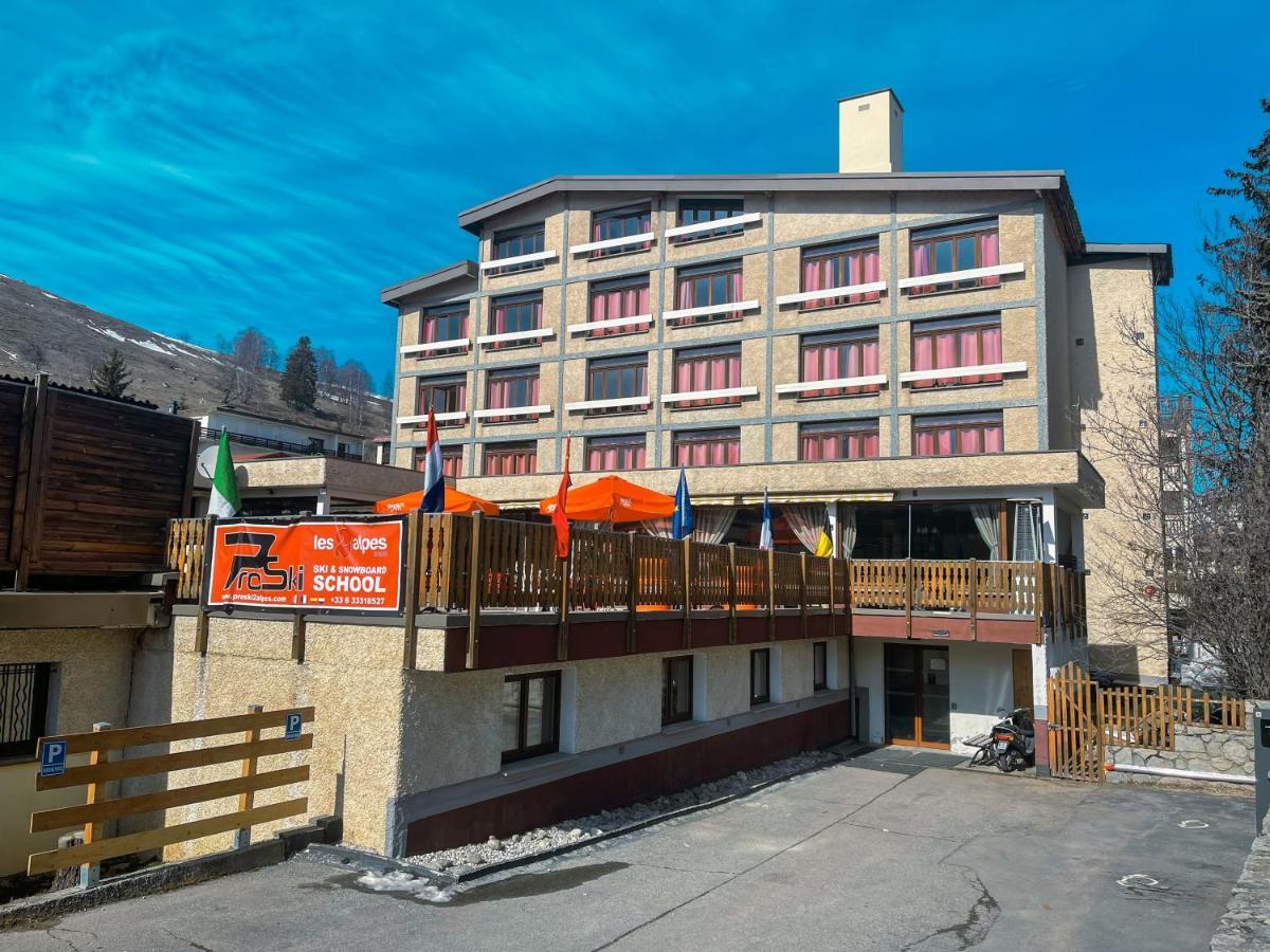 Atmosphere Hotel Ле-дез-Альп Екстер'єр фото
